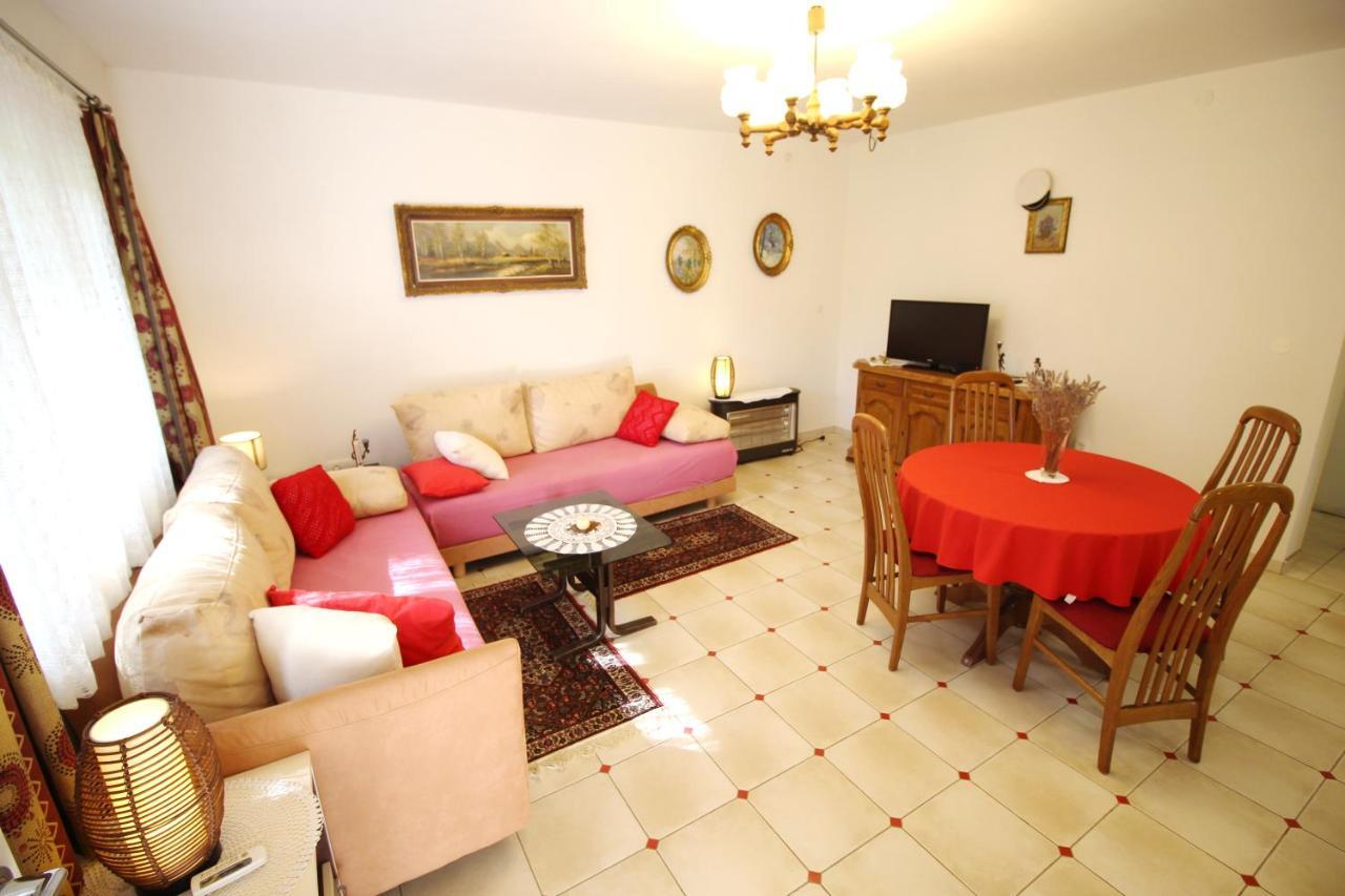Apartment Duda Petrcane Buitenkant foto