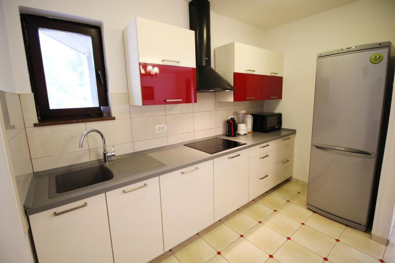 Apartment Duda Petrcane Buitenkant foto