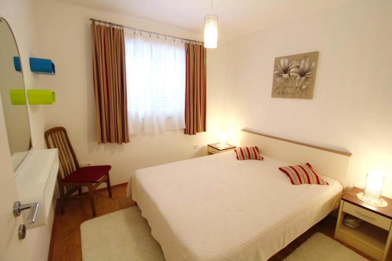 Apartment Duda Petrcane Buitenkant foto